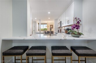 11118 Gulf Shore Dr in Naples, FL - Building Photo - Building Photo