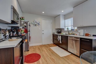 490 California St in Santa Clara, CA - Building Photo - Building Photo