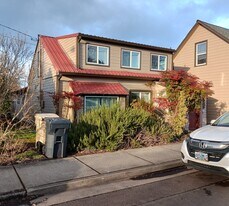 2909 NW Fillmore Ave in Corvallis, OR - Building Photo