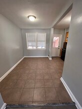 6911 Gough St in Baltimore, MD - Foto de edificio - Building Photo