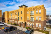 Humboldt Ridge Apartments in Chicago, IL - Foto de edificio - Building Photo