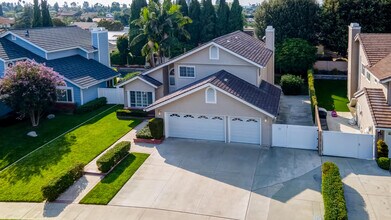 945 Finnell Way in Placentia, CA - Building Photo - Building Photo