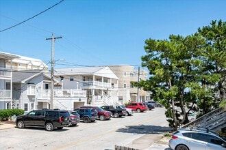 11 43rd St in Ocean City, MD - Building Photo - Building Photo