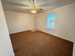 1902 Windward Dr in Killeen, TX - Building Photo - Building Photo