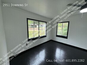 2951 Downing St in Jackson, MS - Building Photo - Building Photo
