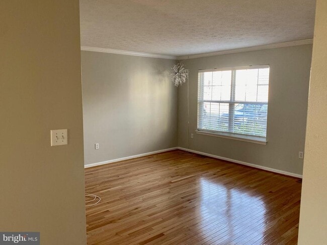 property at 142 Surrey Club Ln