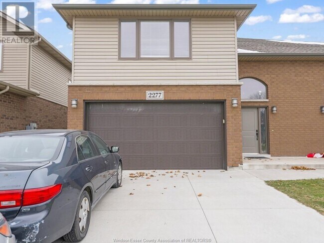 2275 Northway Ave in Windsor, ON - Building Photo - Building Photo