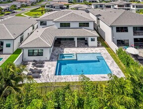 8521 Ganton Dr in Boca Raton, FL - Building Photo - Building Photo
