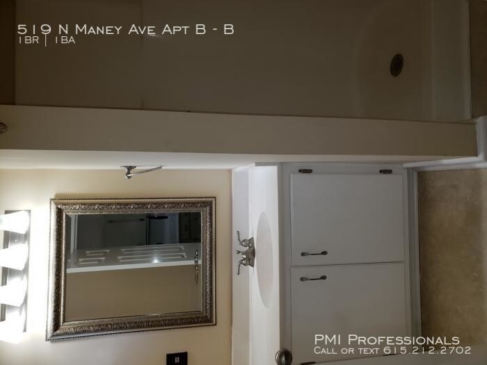 519 N Maney Ave-Unit -B in Murfreesboro, TN - Foto de edificio