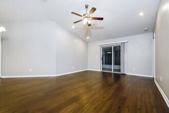 13205 Prestwick Creek Dr in Riverview, FL - Building Photo - Building Photo