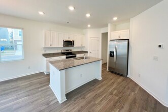 1649 Stanley St in Wilmington, NC - Building Photo - Building Photo