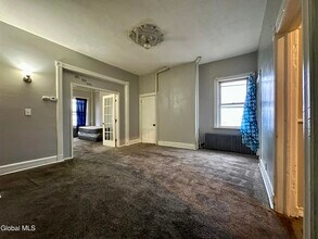 71 Watervliet Ave in Albany, NY - Building Photo - Building Photo