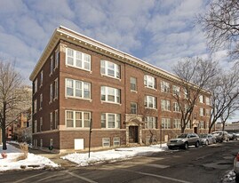 1214 W Rosemont Ave in Chicago, IL - Building Photo