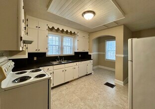 708 S Broad St in Winston-Salem, NC - Building Photo - Building Photo