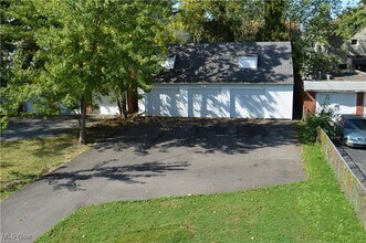 1204 Cranford Ave in Lakewood, OH - Building Photo - Building Photo