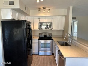 1200 W Shawnee Dr in Chandler, AZ - Building Photo - Building Photo