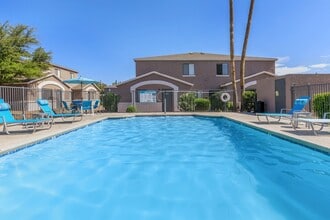 The Edge Townhomes in Sierra Vista, AZ - Building Photo - Building Photo