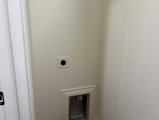 property at 1231 Sycamore Ave