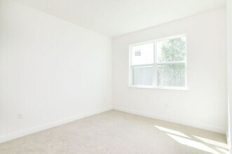 13557 Larkton Ln in Orlando, FL - Building Photo - Building Photo