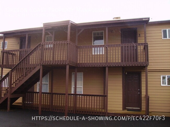 25 Evans Ave in Depoe Bay, OR - Building Photo - Building Photo