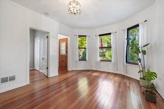 3450 N Hamlin Ave in Chicago, IL - Building Photo - Building Photo