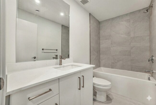 1260 Dorchester Ave in Ottawa, ON - Building Photo - Building Photo