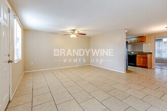 7613 Christina Ln in Port Richey, FL - Foto de edificio - Building Photo
