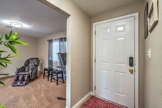 6419 Gunderson Blvd in Las Vegas, NV - Building Photo - Building Photo