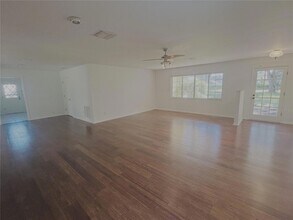 4440 NW 80th Ave in Ocala, FL - Foto de edificio - Building Photo