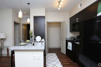 4604 Cypresswood Dr in Spring, TX - Building Photo - Building Photo