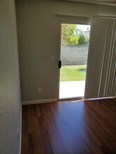 7892 2nd St, Unit 106 in Stanton, CA - Foto de edificio - Building Photo