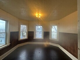 42 Dorchester St in Worcester, MA - Building Photo