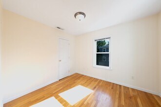 24 Wilton St, Unit 24 in Somerville, MA - Building Photo - Building Photo