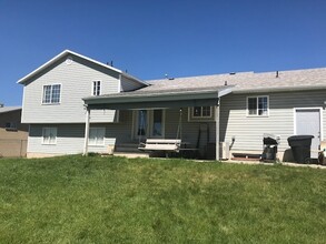 2087 N 2000 W in Clinton, UT - Building Photo - Building Photo