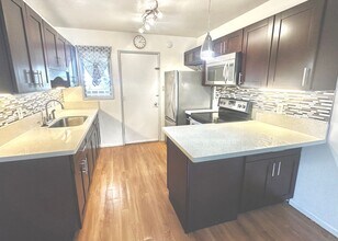 98-1386 Hinu Pl in Pearl City, HI - Building Photo - Building Photo