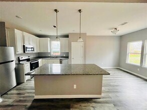 2109 Bluebonnet Ave in Denison, TX - Building Photo - Building Photo