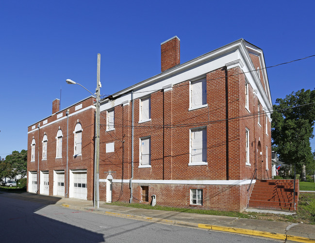 The Lofts at Clayton Town Hall in Clayton, NC - Building Photo - Building Photo