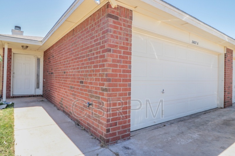 2407 87th St-Unit -Unit A in Lubbock, TX - Foto de edificio