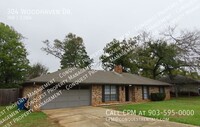 304 Woodhaven Dr in Whitehouse, TX - Building Photo - Building Photo