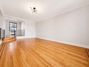 135 W 225th St in New York, NY - Building Photo - Building Photo