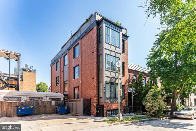 property at 1775 Swann St NW