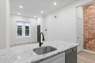 2819 W Oxford St in Philadelphia, PA - Building Photo