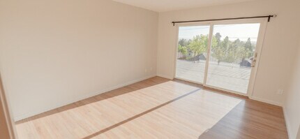 1530 Henry Street in Berkeley, CA - Foto de edificio - Building Photo