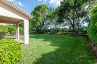 19282 Seneca Ave in Weston, FL - Building Photo - Building Photo