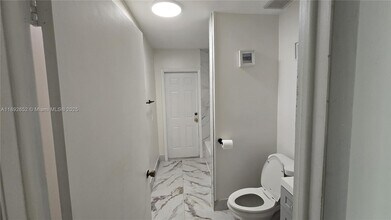 20305 SW 132nd Ave in Miami, FL - Building Photo - Building Photo