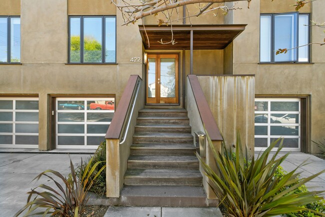 420 Cornell Ave in Albany, CA - Building Photo - Building Photo