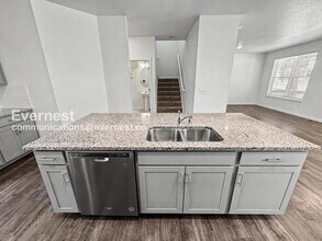 21894 E 9th Pl in Aurora, CO - Foto de edificio - Building Photo