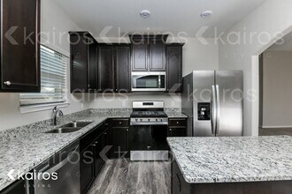 316 E Georgia Terrace in Mustang, OK - Foto de edificio - Building Photo