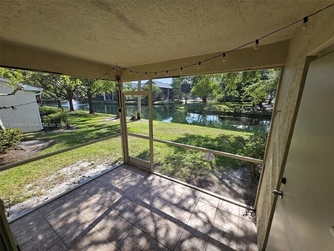 117 SW 96th Ave in Plantation, FL - Building Photo - Building Photo