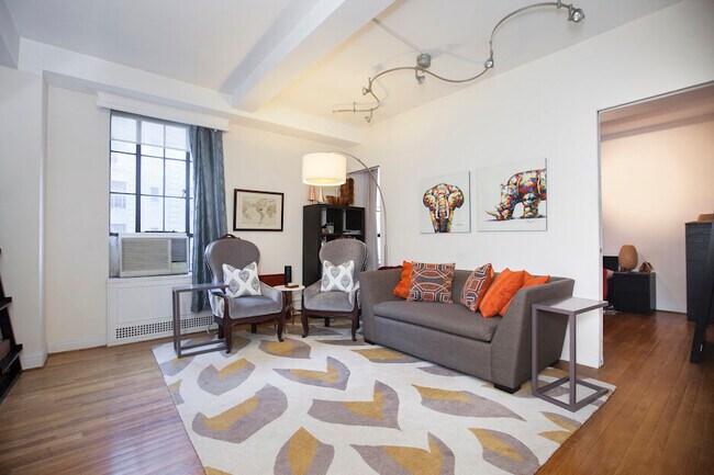 property at 340 W 57th St